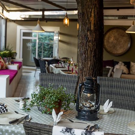 Village Boutique Hotel オチワロンゴ エクステリア 写真