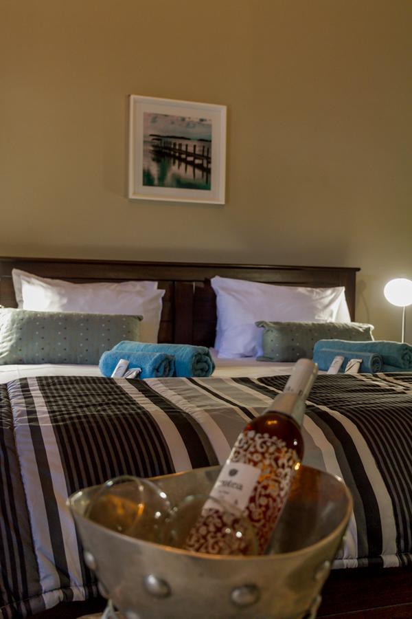 Village Boutique Hotel オチワロンゴ エクステリア 写真